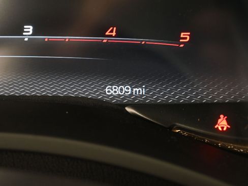 Used 2023 RAM 2500 Limited image 15