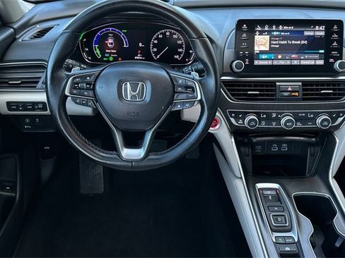 Certified 2022 Honda Accord Touring image 15