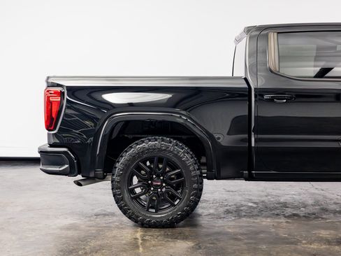 Used 2024 GMC Sierra 1500 Elevation w/ LPO, Elevation Black Package AWD/4WD image 24