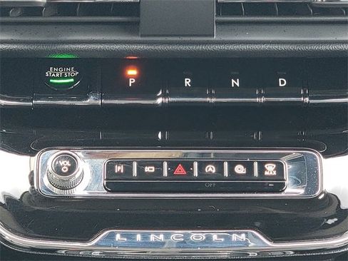 Certified 2025 Lincoln Corsair Reserve w/ Equipment Group 202A image 28