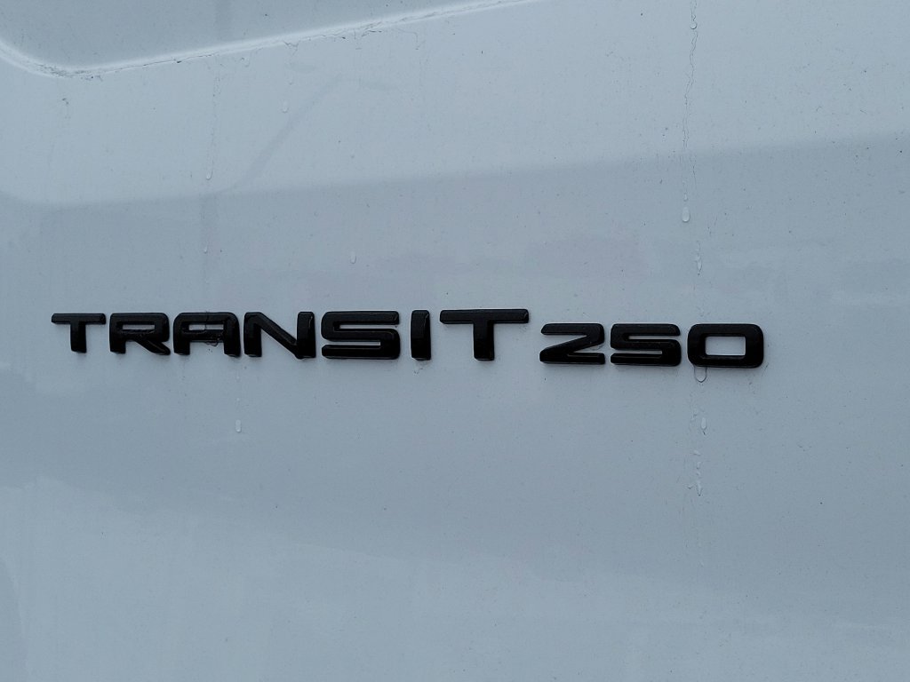 New 2026 Ford Transit 250 148 Medium Roof RWD image 8