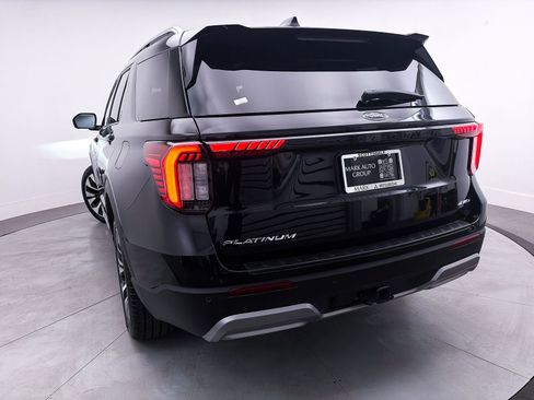 Used 2025 Ford Explorer Platinum w/ LUX Leather Package AWD/4WD image 11