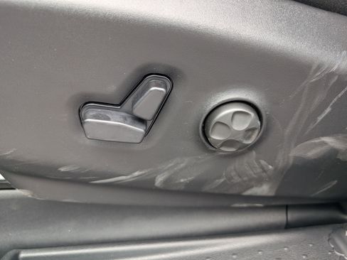 New 2026 Chrysler Pacifica Select image 8