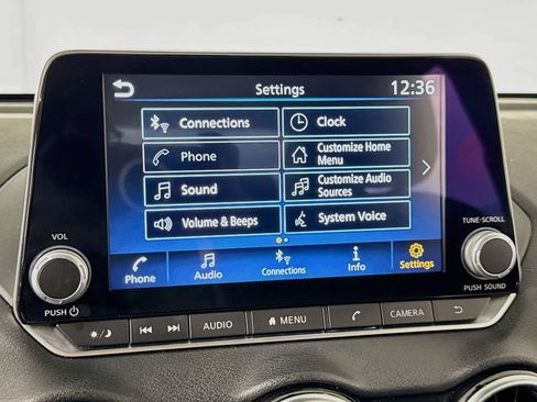Used 2024 Nissan Sentra SV FWD image 34