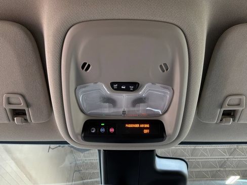 Used 2025 Buick Encore GX Preferred FWD image 15