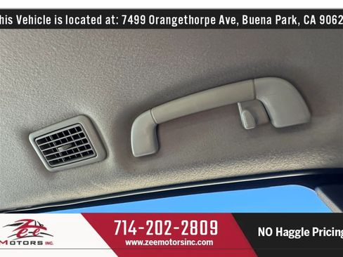 Used 2011 Toyota Sequoia SR5 RWD image 39