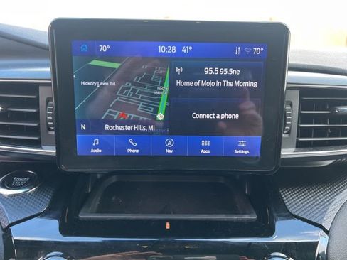 Used 2024 Ford Explorer ST-Line w/ Class IV Trailer Tow Package image 27