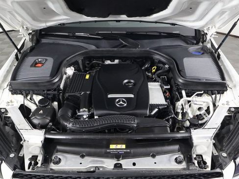Used 2019 Mercedes-Benz GLC 300 w/ Premium Package image 15