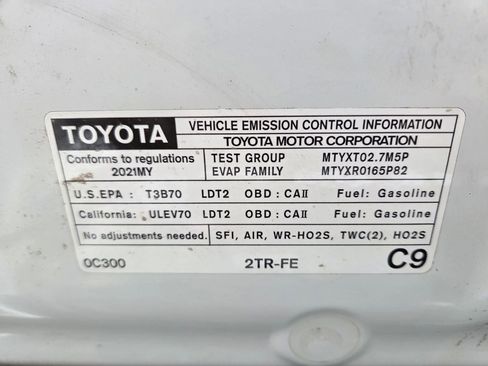 Used 2021 Toyota Tacoma SR image 19