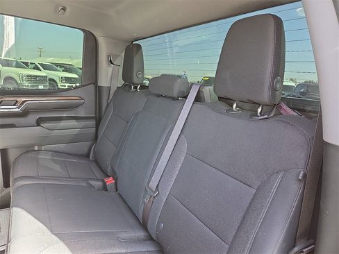 Used 2023 Chevrolet Silverado 1500 LT image 17