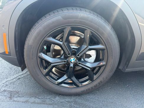 Used 2022 BMW X4 xDrive30i w/ Parking Assistance Package AWD/4WD image 10