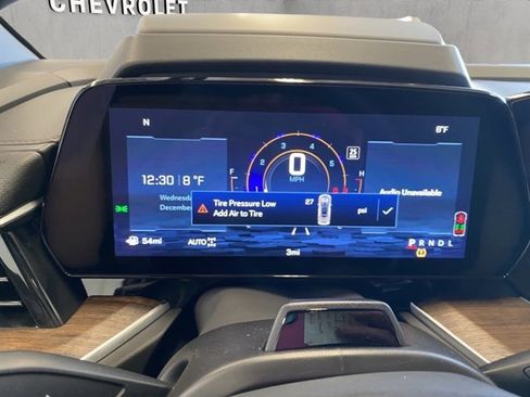 New 2026 Chevrolet Suburban High Country image 17