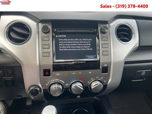 Certified 2018 Toyota Tundra SR5 w/ TRD Off Road Package AWD/4WD image 19