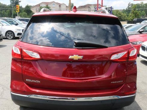 Used 2021 Chevrolet Equinox Premier FWD image 6