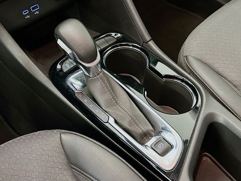 Used 2025 Buick Encore GX Preferred image 25