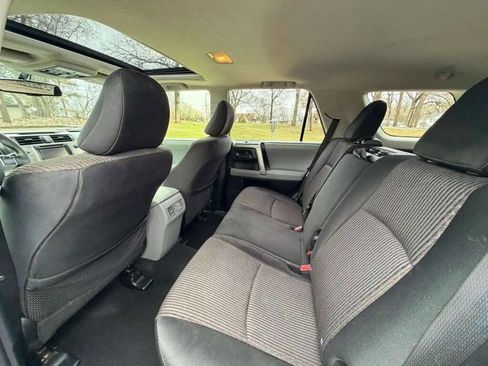 Used 2013 Toyota 4Runner SR5 w/ Convenience Pkg AWD/4WD image 9