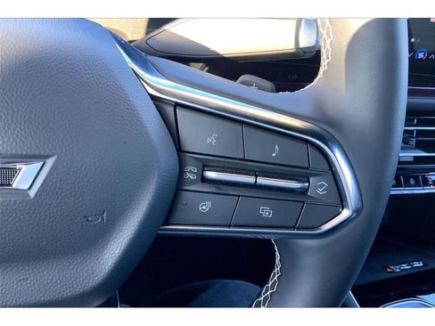 Used 2026 Chevrolet Traverse Z71 w/ Driver Confidence Package AWD/4WD image 21