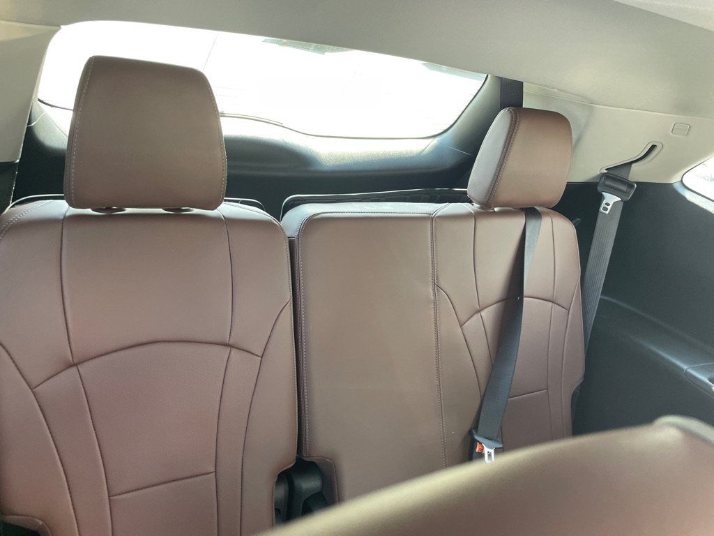 Used 2018 Buick Enclave Avenir w/ Avenir Technology Package AWD/4WD image 21