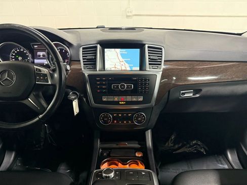 Used 2014 Mercedes-Benz GL 450 4MATIC image 19