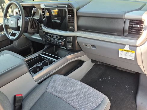 New 2026 Ford F250 XLT w/ XLT Premium Package AWD/4WD image 21