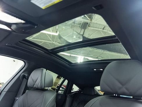 New 2027 BMW X6 xDrive40i w/ Executive Package AWD/4WD image 16