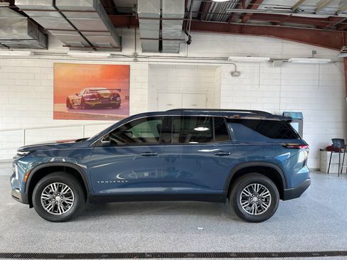 New 2026 Chevrolet Traverse LT FWD image 5