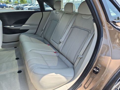 Used 2022 Lucid Air Dream Edition AWD/4WD image 31