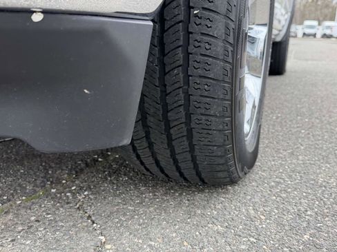 Used 2022 RAM 1500 Big Horn AWD/4WD image 12