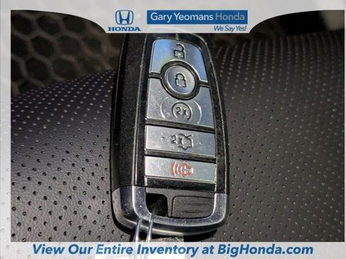 Used 2024 Ford Mustang Premium image 32