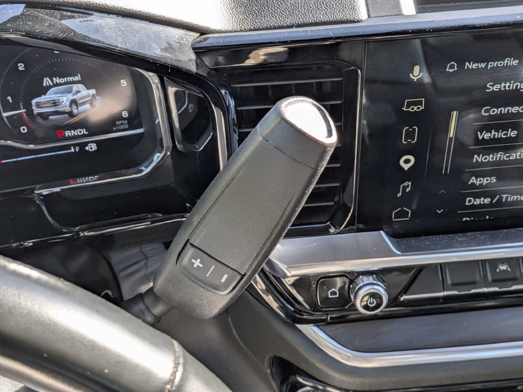 Used 2025 GMC Sierra 1500 SLT RWD image 24