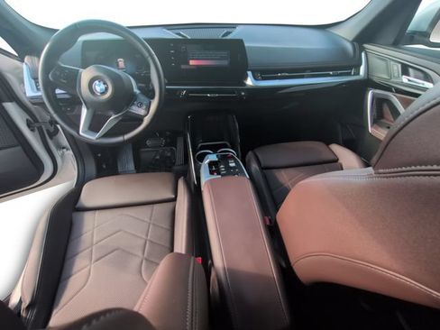Used 2024 BMW X1 xDrive28i w/ Convenience Package AWD/4WD image 16