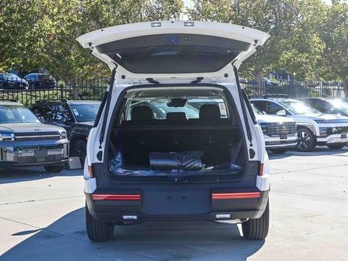 New 2026 Hyundai Santa Fe SE image 7