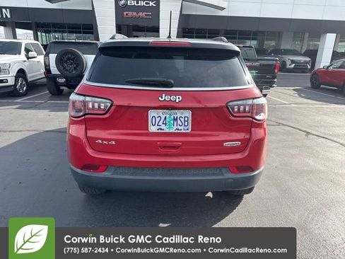 Used 2018 Jeep Compass Latitude w/ Cold Weather Group image 7
