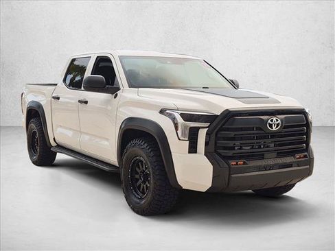 Used 2025 Toyota Tundra SR w/ SR Tow Package AWD/4WD image 3