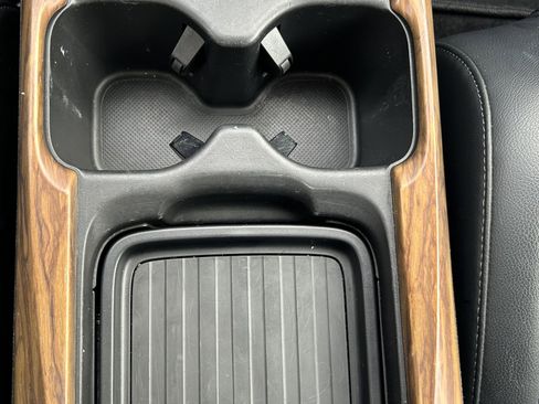 Used 2020 Honda CR-V Touring image 36