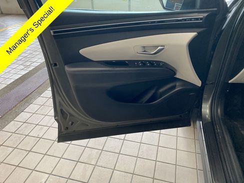 Used 2023 Hyundai Tucson Limited w/ Cargo Package image 10