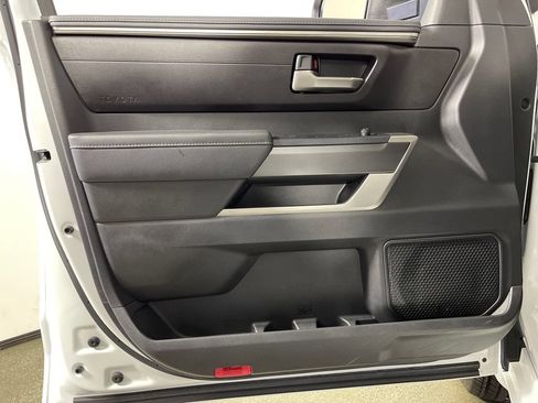 Certified 2025 Toyota Tundra SR5 AWD/4WD image 17