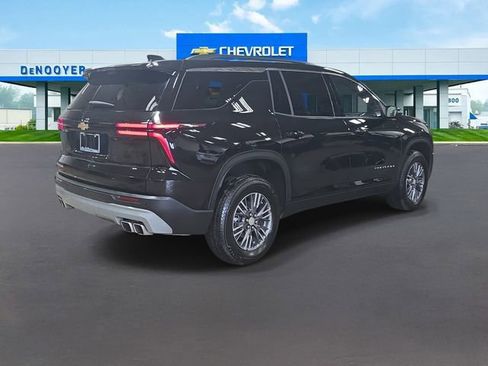 New 2026 Chevrolet Traverse LT w/ Driver Confidence Package image 7