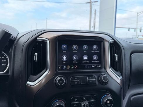 Used 2020 Chevrolet Silverado 1500 High Country w/ Technology Package image 16