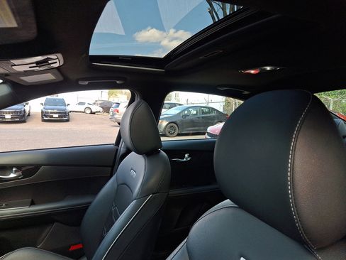 Used 2023 Kia Forte GT-Line w/ GT-Line Premium Package image 26