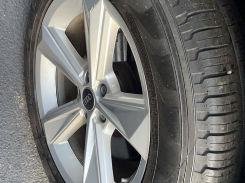 Used 2022 Audi Q7 3.0T Premium image 44