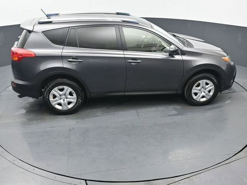 Used 2014 Toyota RAV4 LE image 37