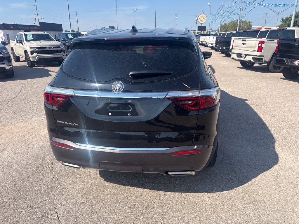 Used 2023 Buick Enclave Essence FWD image 10