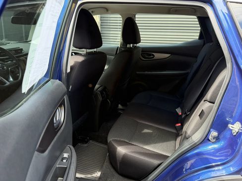 Used 2020 Nissan Rogue Sport S w/ Appearance Package FWD image 28