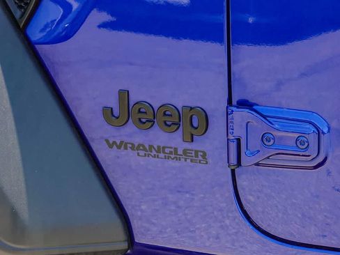 Certified 2020 Jeep Wrangler Unlimited Sport AWD/4WD image 10