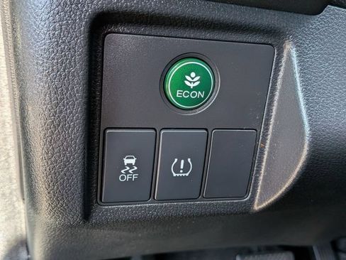 Used 2016 Honda HR-V EX-L image 28