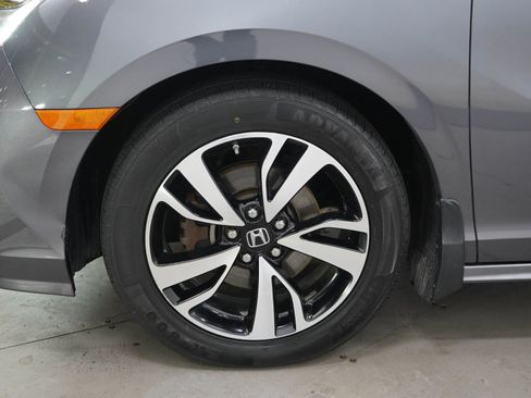 Used 2018 Honda Odyssey Elite image 32