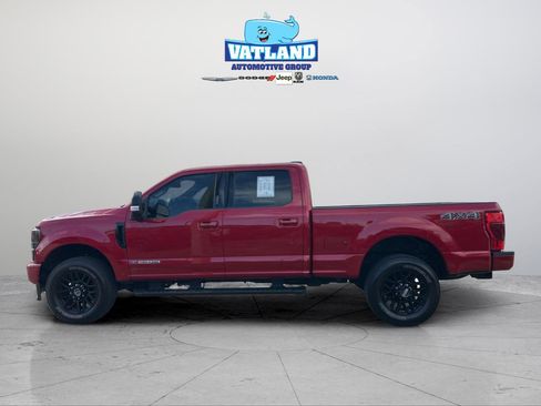Used 2022 Ford F250 Lariat w/ Black Appearance Package image 2
