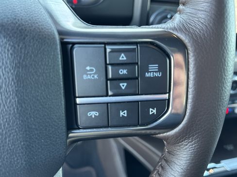 Used 2025 Ford F350 King Ranch w/ FX4 Off-Road Package image 33