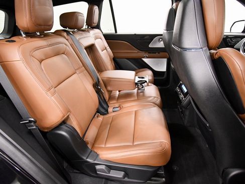 Used 2023 Lincoln Aviator Grand Touring w/ Equipment Group 301A image 20